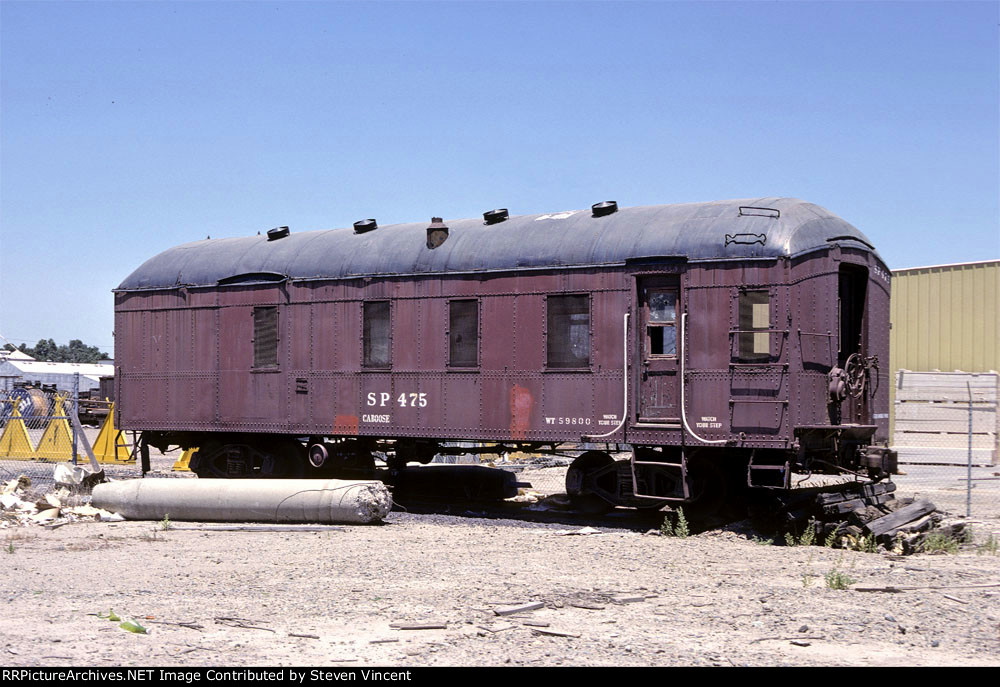 Southern Pacific "caboose" SP #475